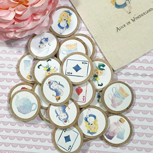 Alice in wonderland Matching memory game - Disney game