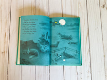 Load image into Gallery viewer, Sam and the Firefly - I can read it by myself -Beginner books - P.D Eastman - vintage copy 1958
